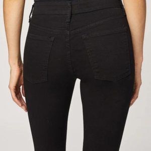 JFK Warp + Weft New York City Skinny Jeans 8 / 29